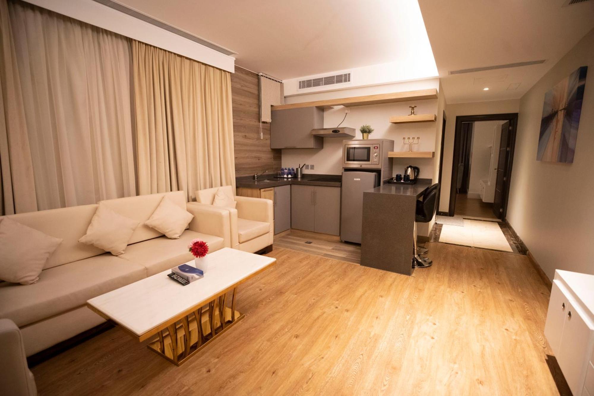 בוריידה Towers Hotel Alqassim מראה חיצוני תמונה